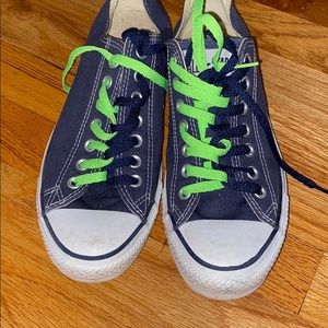Navy blue converse